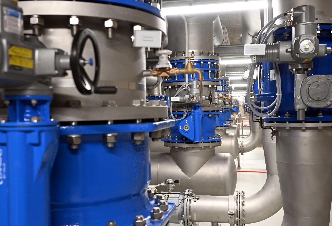 Leitungen im neuen Karlsruher Wasserwerk Mörscher Wald